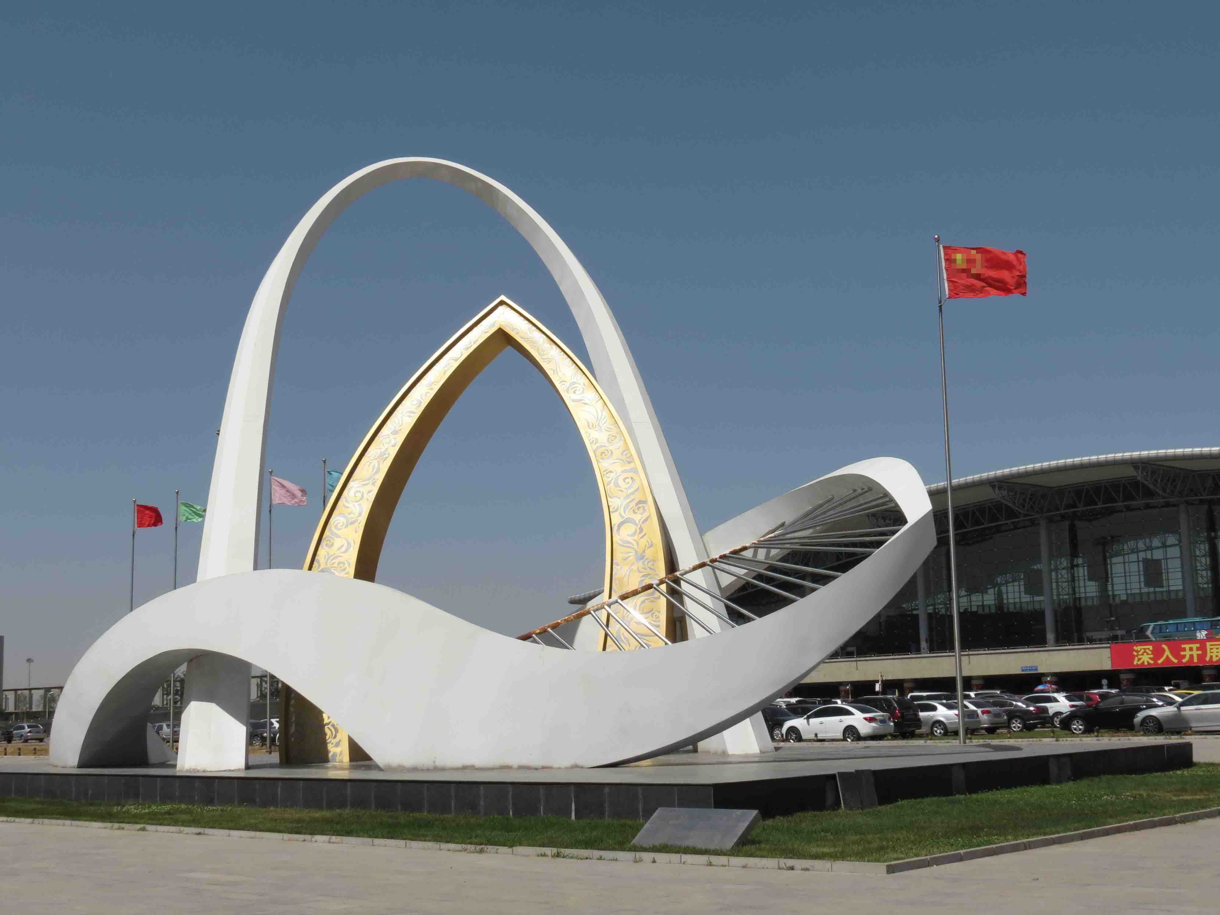 機(jī)場景觀雕塑，機(jī)場不銹鋼標(biāo)志，廣場大型標(biāo)志